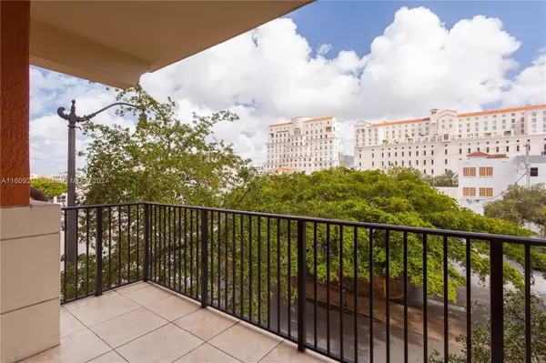 Coral Gables, FL 33134,100 Andalusia #301