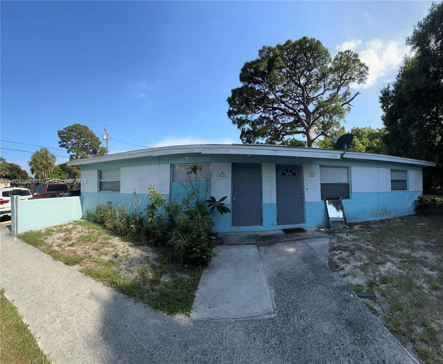 Fort Pierce, FL 34950,711 N 23rd St