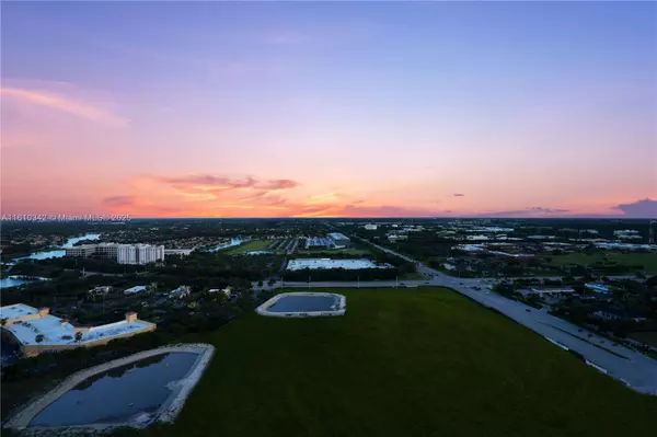 2000 Metropica Way #2009, Sunrise, FL 33323