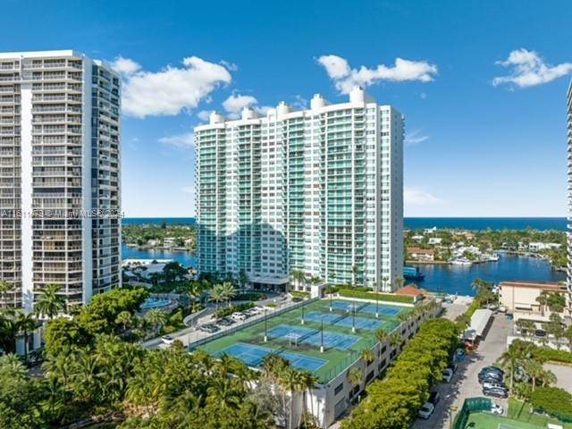 20201 E Country Club Dr #1607, Aventura, FL 33180