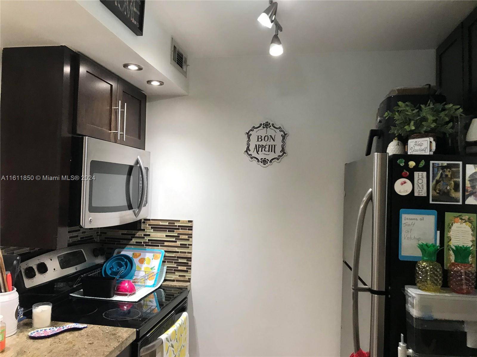 Miami, FL 33173,8550 SW 109th Ave #5-211
