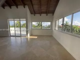 Key Biscayne, FL 33149,50 Ocean Lane Dr #405