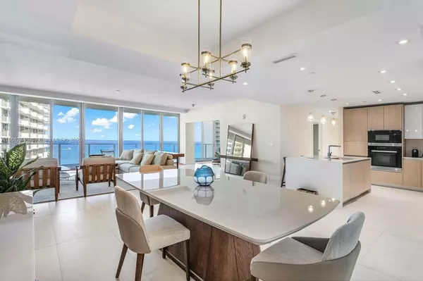 Singer Island, FL 33404,3100 N Ocean Dr #P-1204