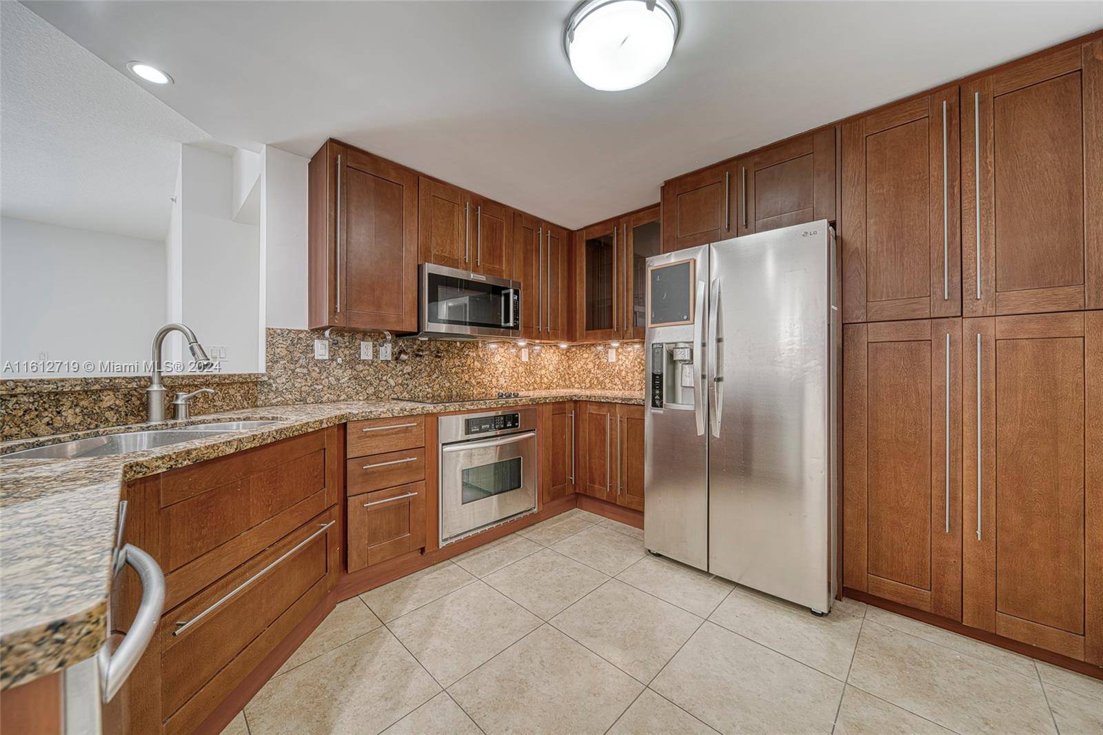 Coral Gables, FL 33134,118 Zamora Ave #402