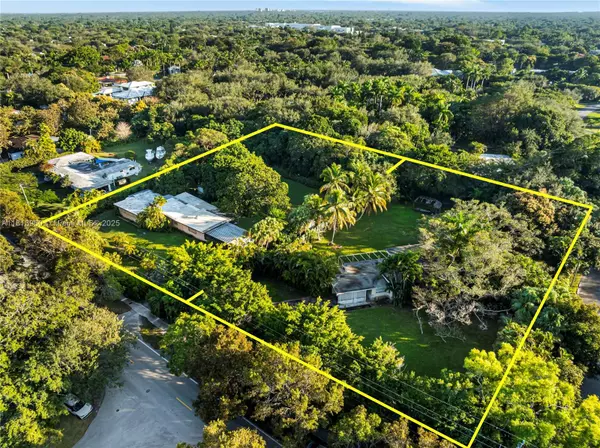 Pinecrest, FL 33156,7850 SW 112th St