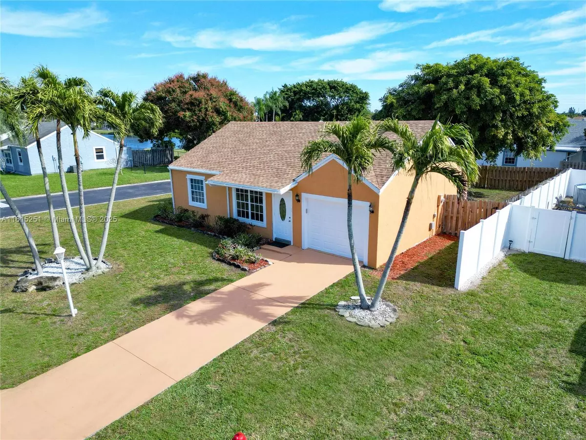 Boynton Beach, FL 33472,8726 Spring Valley Dr