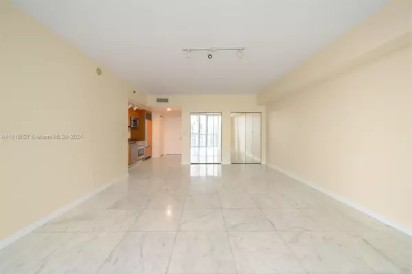 Miami, FL 33131,475 Brickell Ave #4210