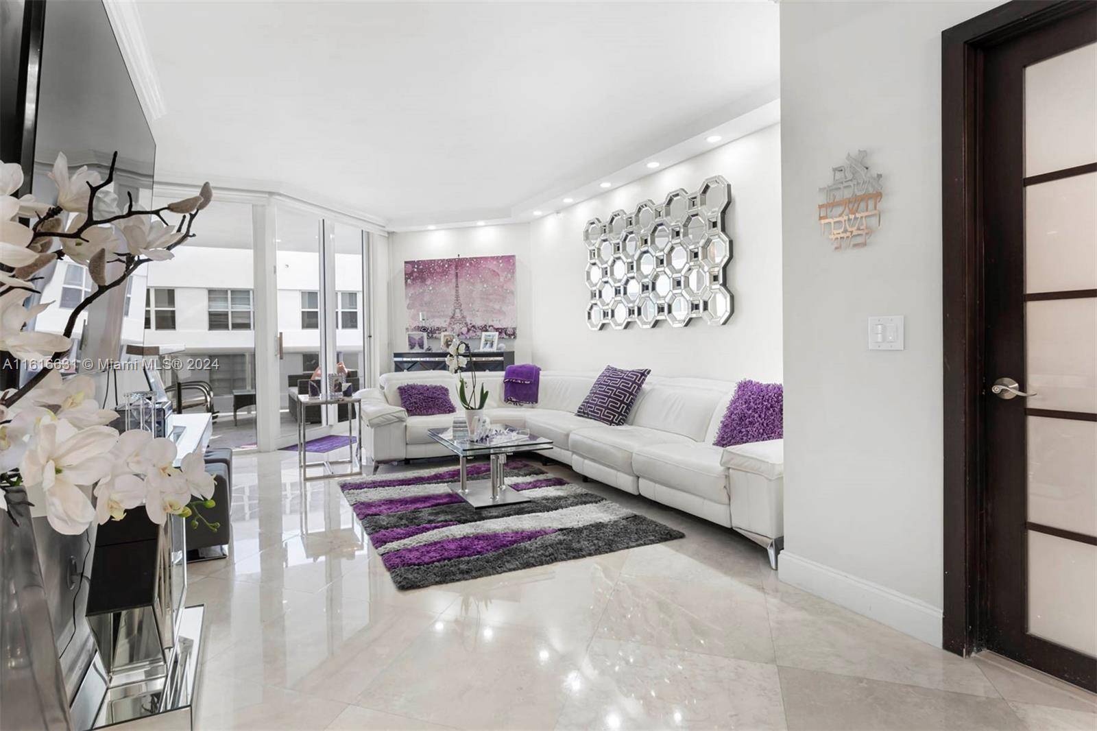Miami Beach, FL 33140,4775 Collins Ave #1604