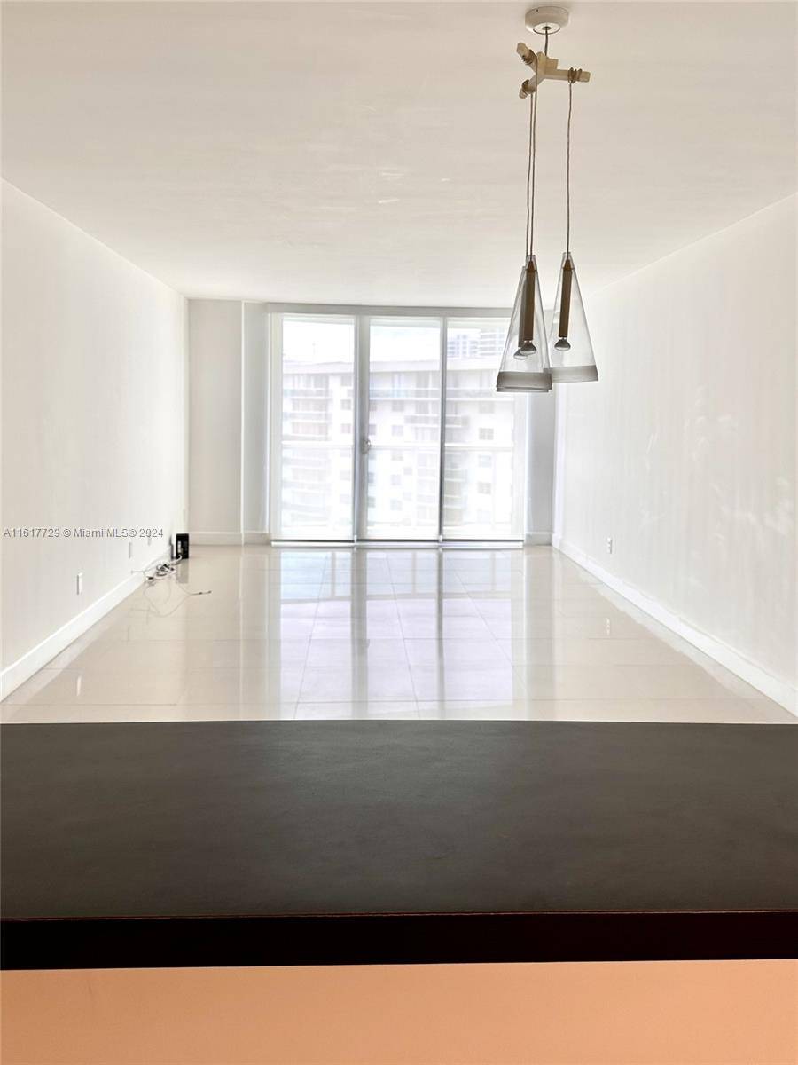 Sunny Isles Beach, FL 33160,19380 Collins Ave #1625