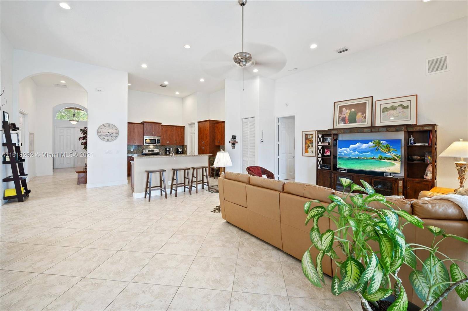 Davie, FL 33328,8251 SW 51st St