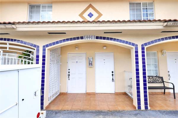 10011 W Okeechobee Rd #202,  Hialeah Gardens,  FL 33016