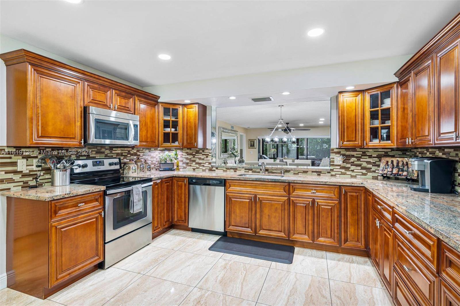 Boynton Beach, FL 33437,9807 Pavarotti Ter #103