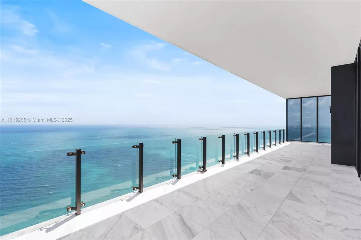Sunny Isles Beach, FL 33160,17141 Collins Ave #3201