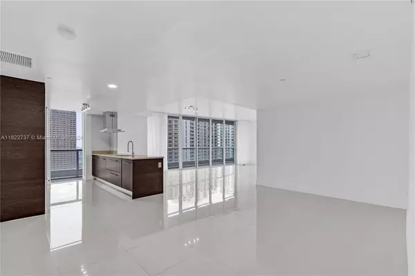 Miami, FL 33131,495 Brickell Ave #2302