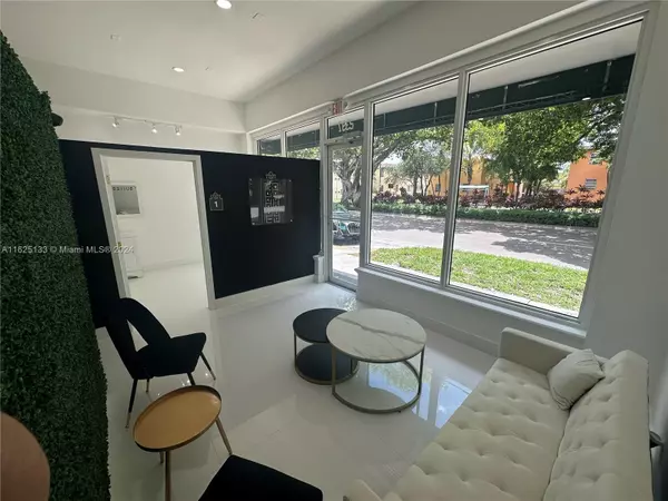 Miami, FL 33145,2389 SW 22nd St #2397