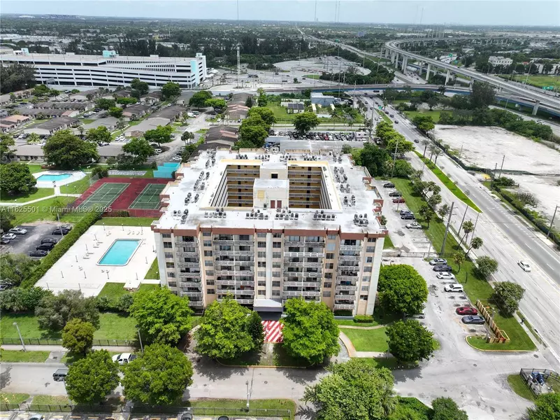 15600 NW 7th Ave #306, Miami, FL 33169