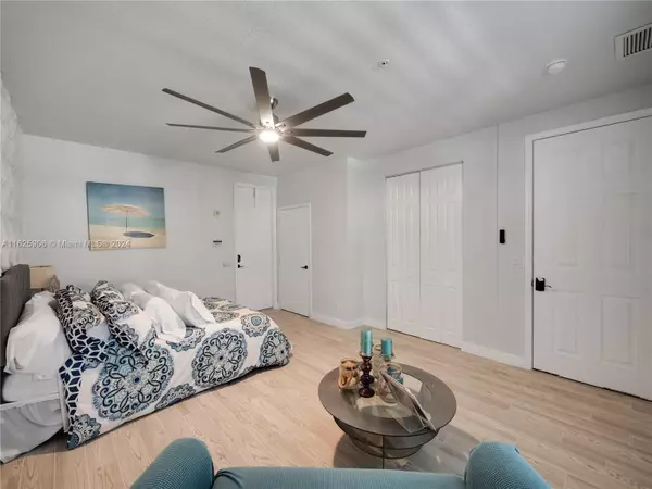 Jupiter, FL 33458,4159 Main Street