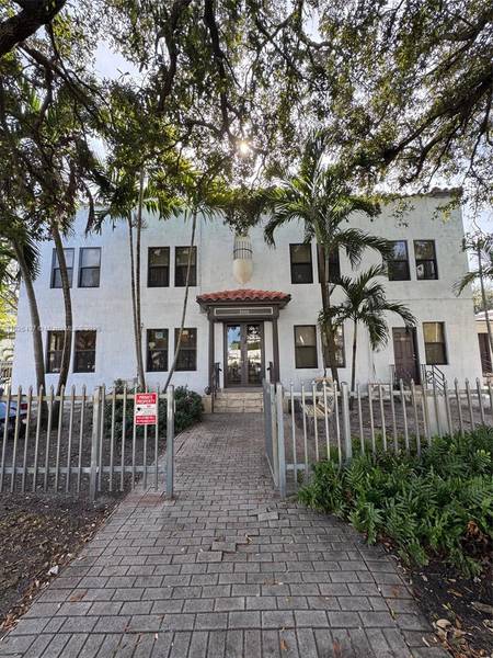 2000 Monroe St #7, Hollywood, FL 33020