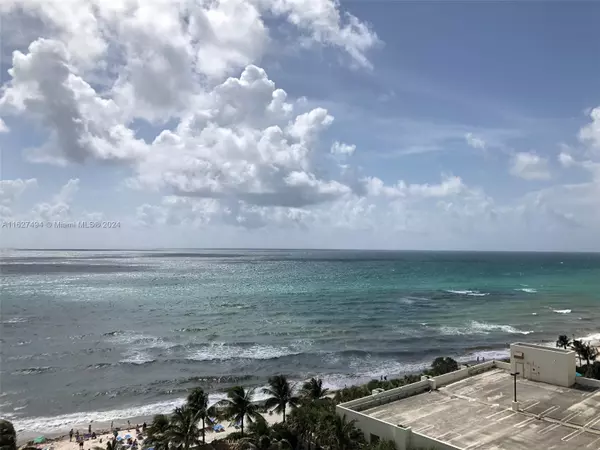 Hollywood, FL 33019,3801 OCEAN DR #10H