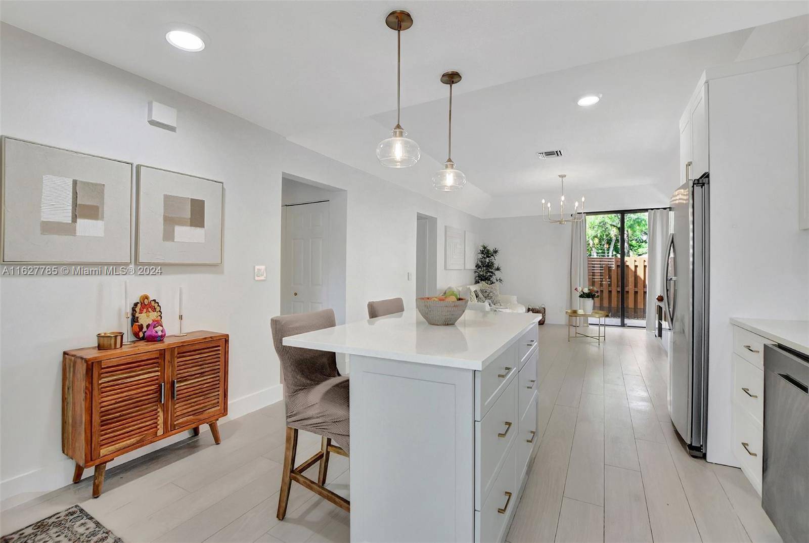 Boca Raton, FL 33486,5733 Fox Hollow Dr #A