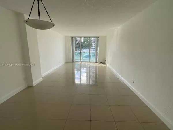 Sunny Isles Beach, FL 33160,19390 Collins Ave #123