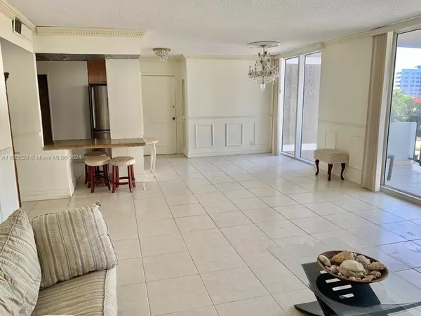 Hallandale Beach, FL 33009,2030 S Ocean Dr #326