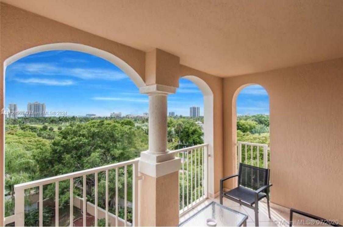19999 E Country Club Dr #1501, Aventura, FL 33180