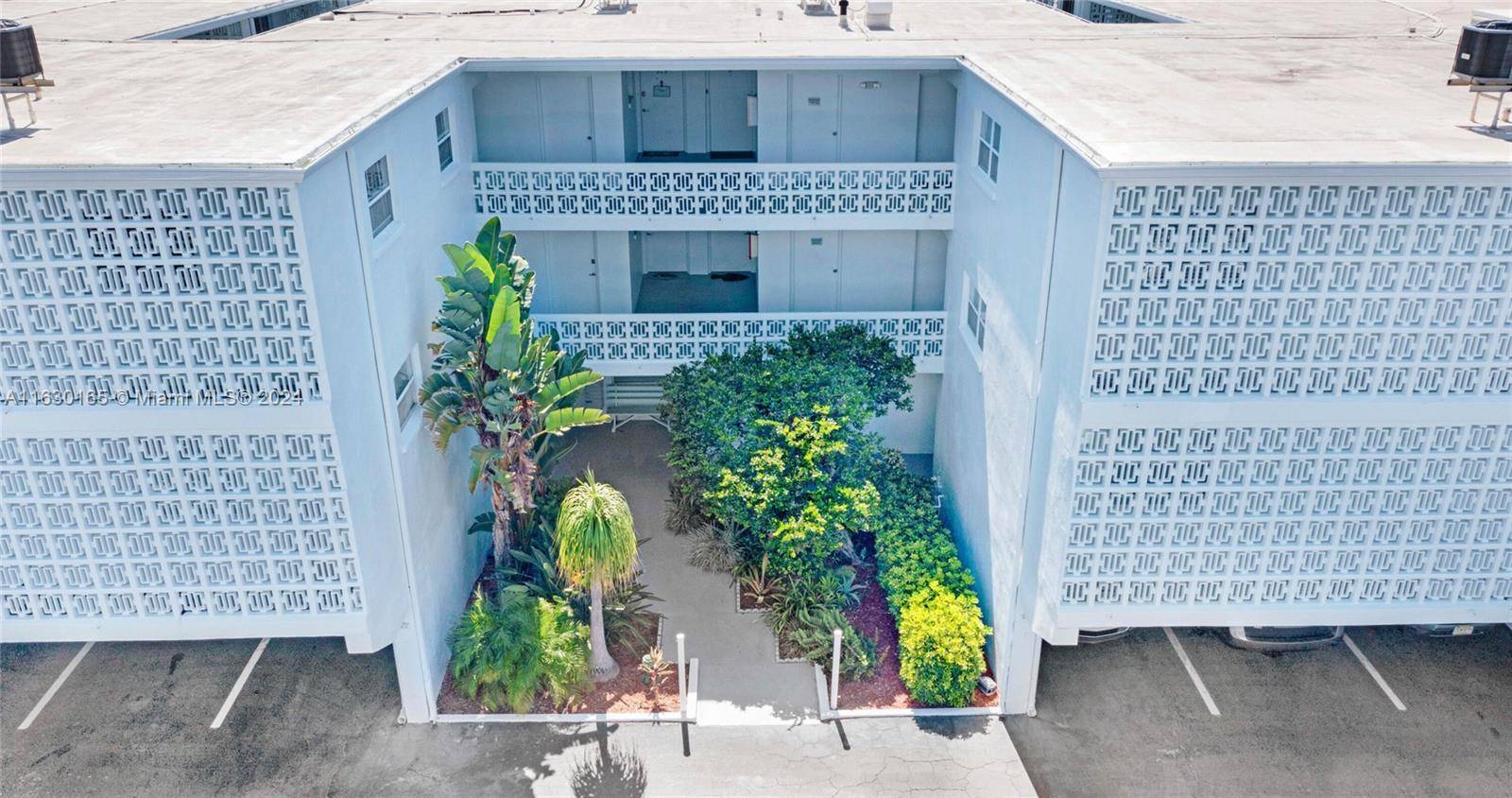 Cocoa Beach, FL 32931,4800 Ocean Beach Blvd #304