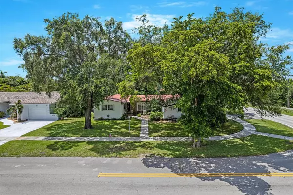 Miami Springs, FL 33166,1282 Ibis Ave