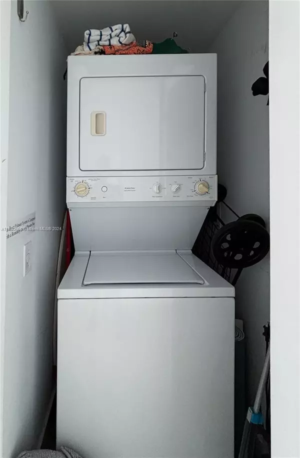 Miami, FL 33130,92 SW 3 ST #4407