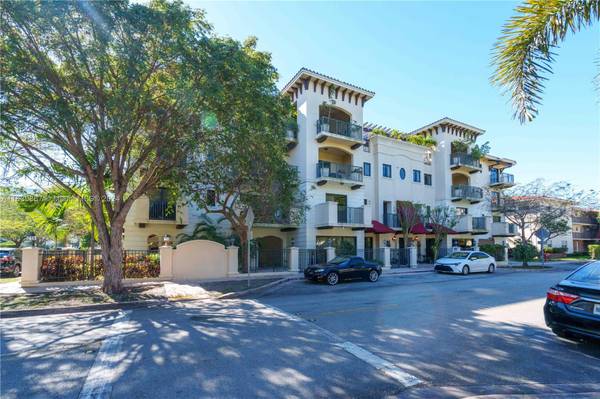 Coral Gables, FL 33134,300 Majorca Ave #401