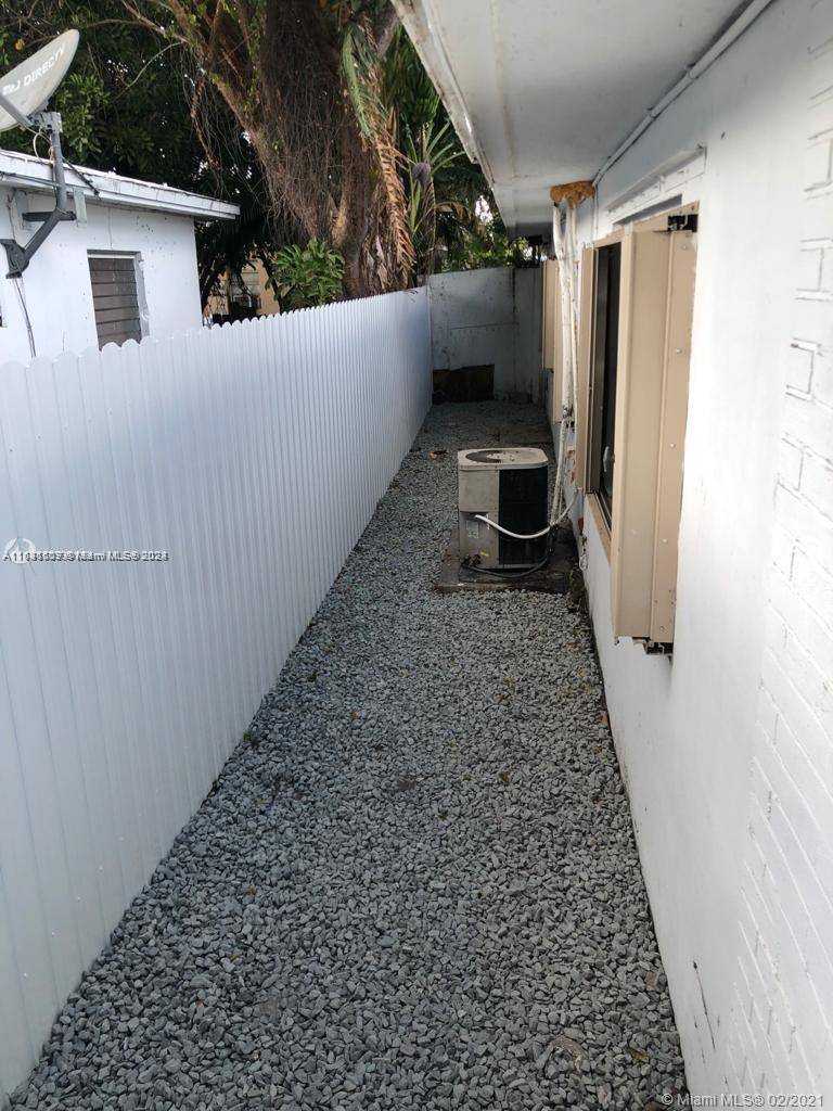 Hollywood, FL 33024,6321 Buchanan St