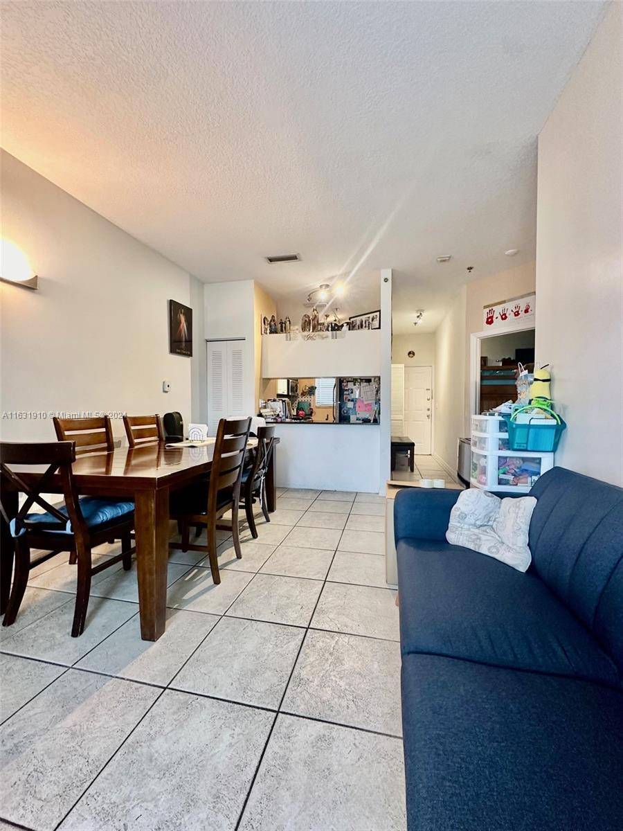 Miami, FL 33129,695 SW 11th St #303
