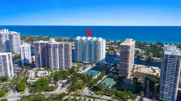 Aventura, FL 33180,20201 E Country Club Dr #1704