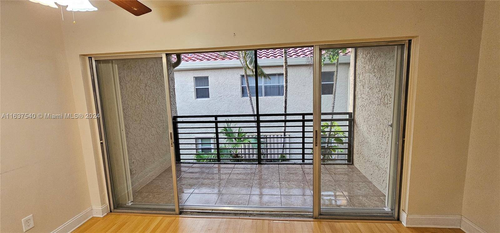 5352 NE 6th Ave #G9, Oakland Park, FL 33334