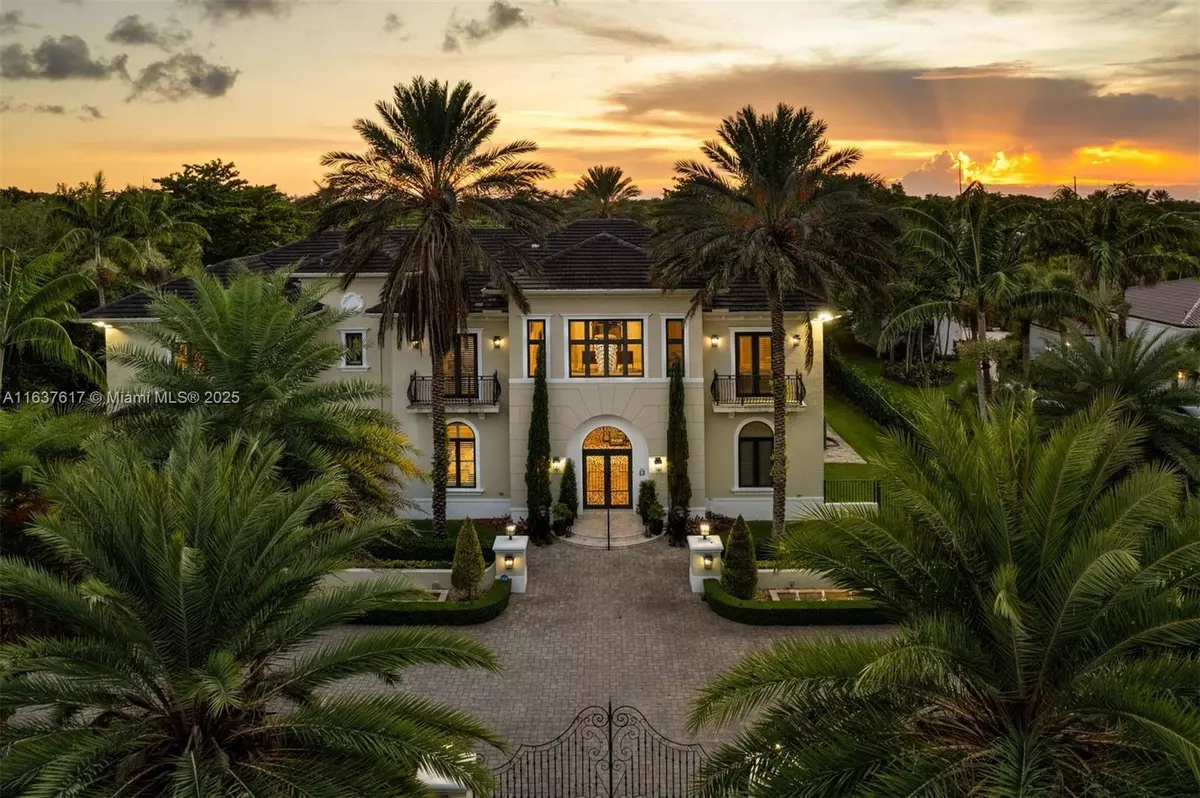 Pinecrest, FL 33156,12110 SW 60th Ct