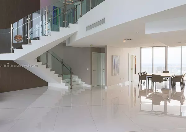 Sunny Isles Beach, FL 33160,17001 Collins Ave #4705