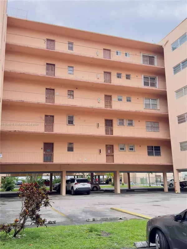 Hialeah, FL 33013,440 E 23rd St #1219