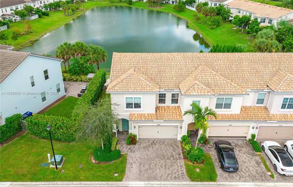 Hollywood, FL 33021,1426 Silk Oak Dr