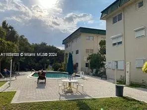 Hallandale Beach, FL 33009,1450 Atlantic Shores Blvd #201