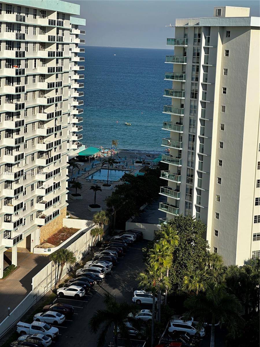 Hollywood, FL 33019,3800 S Ocean Dr #1518