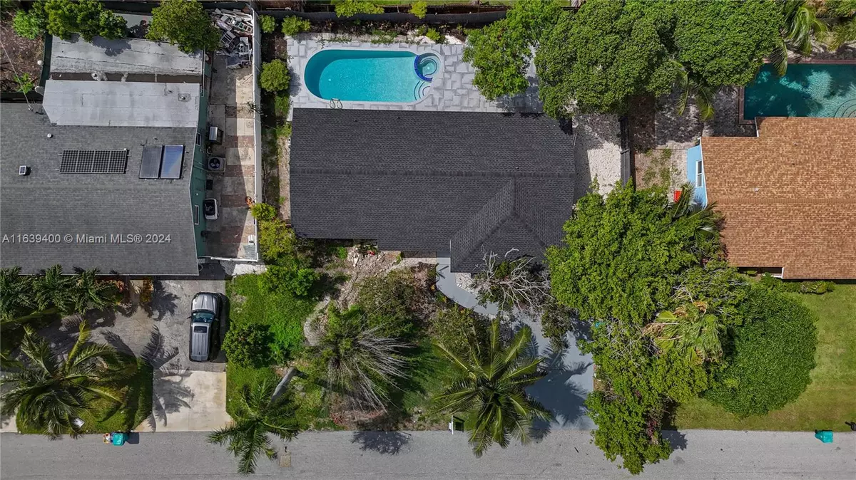 Boynton Beach, FL 33435,424 SW 7th Ct