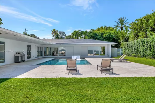 Key Biscayne, FL 33149,200 Harbor Dr