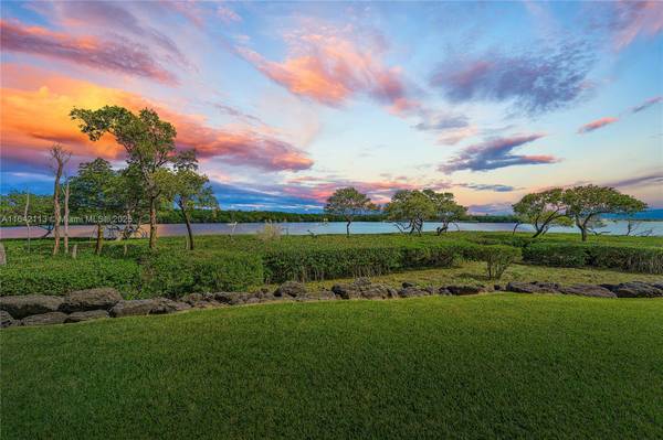 5799 NE Island Cove Way #1103, Hutchinson Island, FL 34996