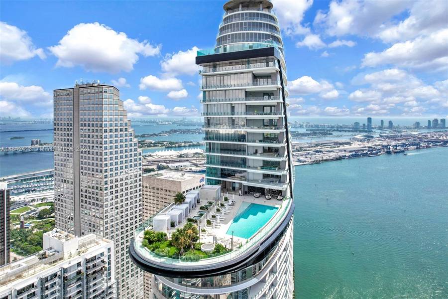 300 Biscayne Blvd Way #506, Miami, FL 33131