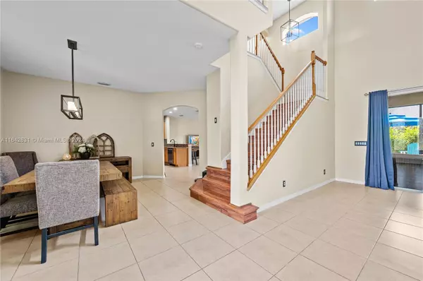 West Melbourne, FL 32904,555 Hiking Trail