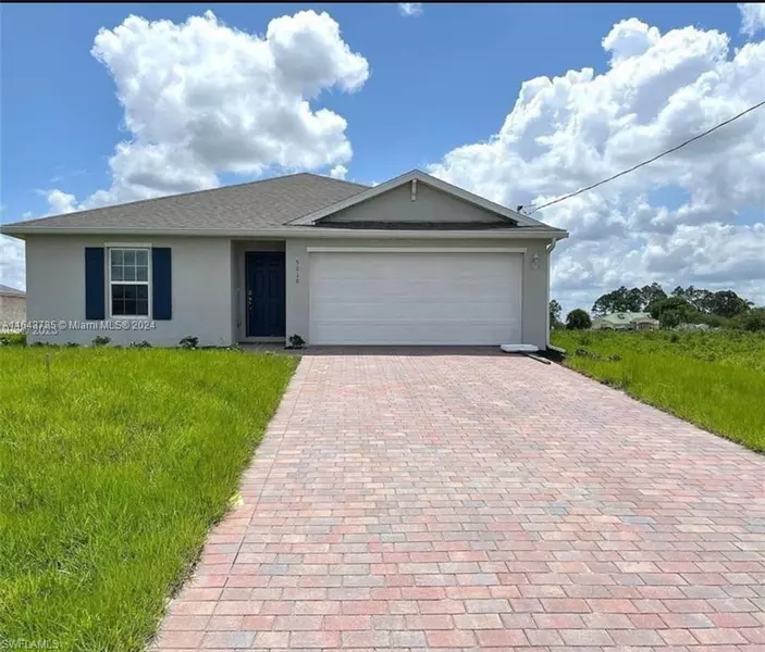 9018 E CASTLE CIR, La Belle, FL 33935