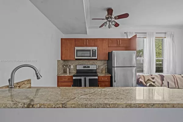 Miami Beach, FL 33139,1027 Pennsylvania Ave #101