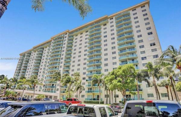 Sunny Isles Beach, FL 33160,19390 Collins Ave #520