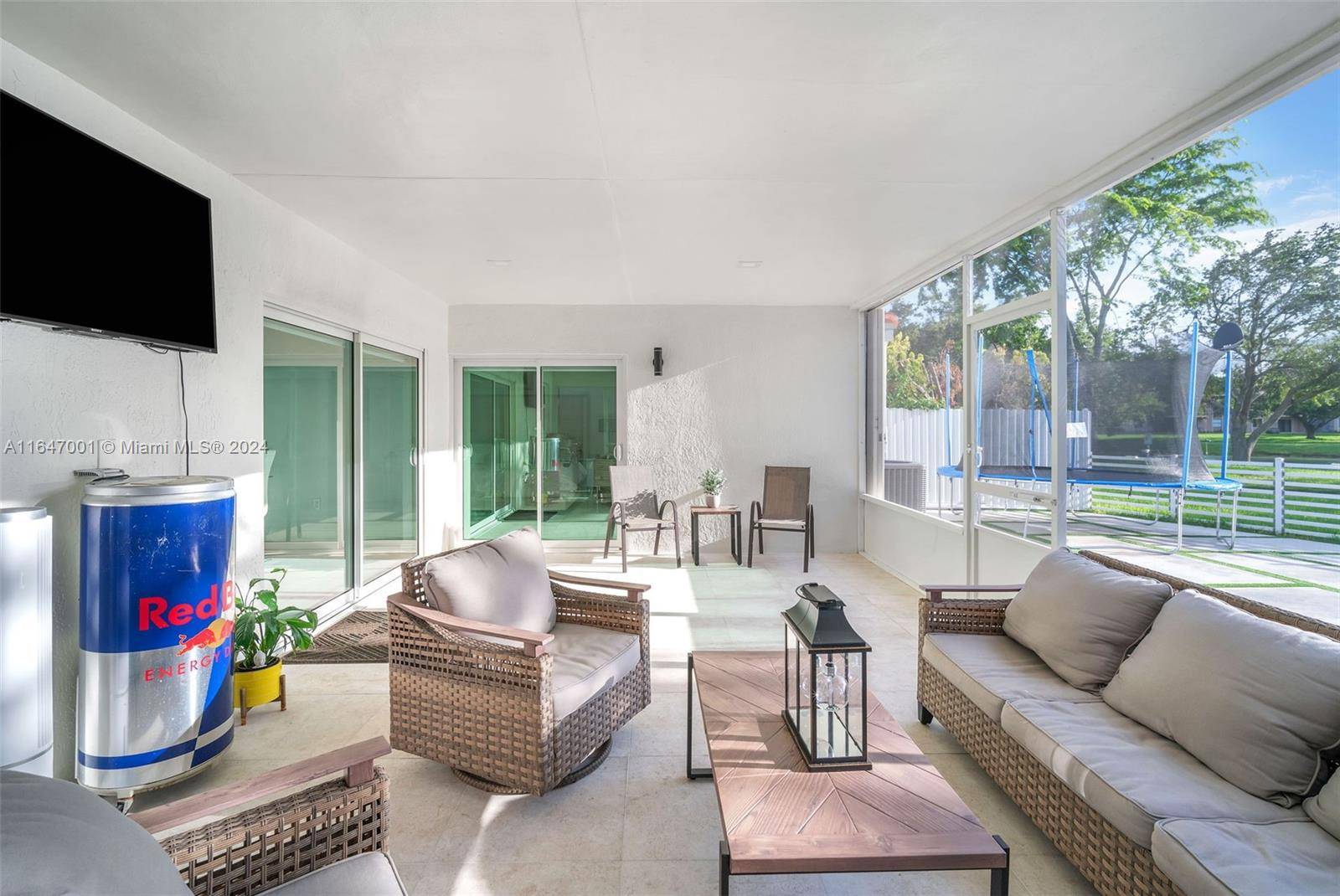 Miami, FL 33196,10052 SW 147th Pl